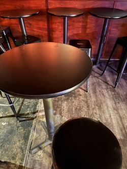 Bar tables