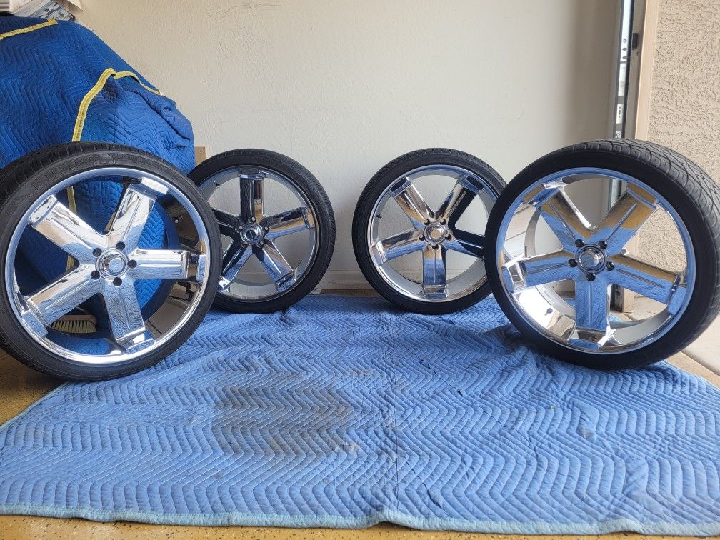 22 Inch Rims And Tires for Sale in Queen Creek, AZ - OfferUp
