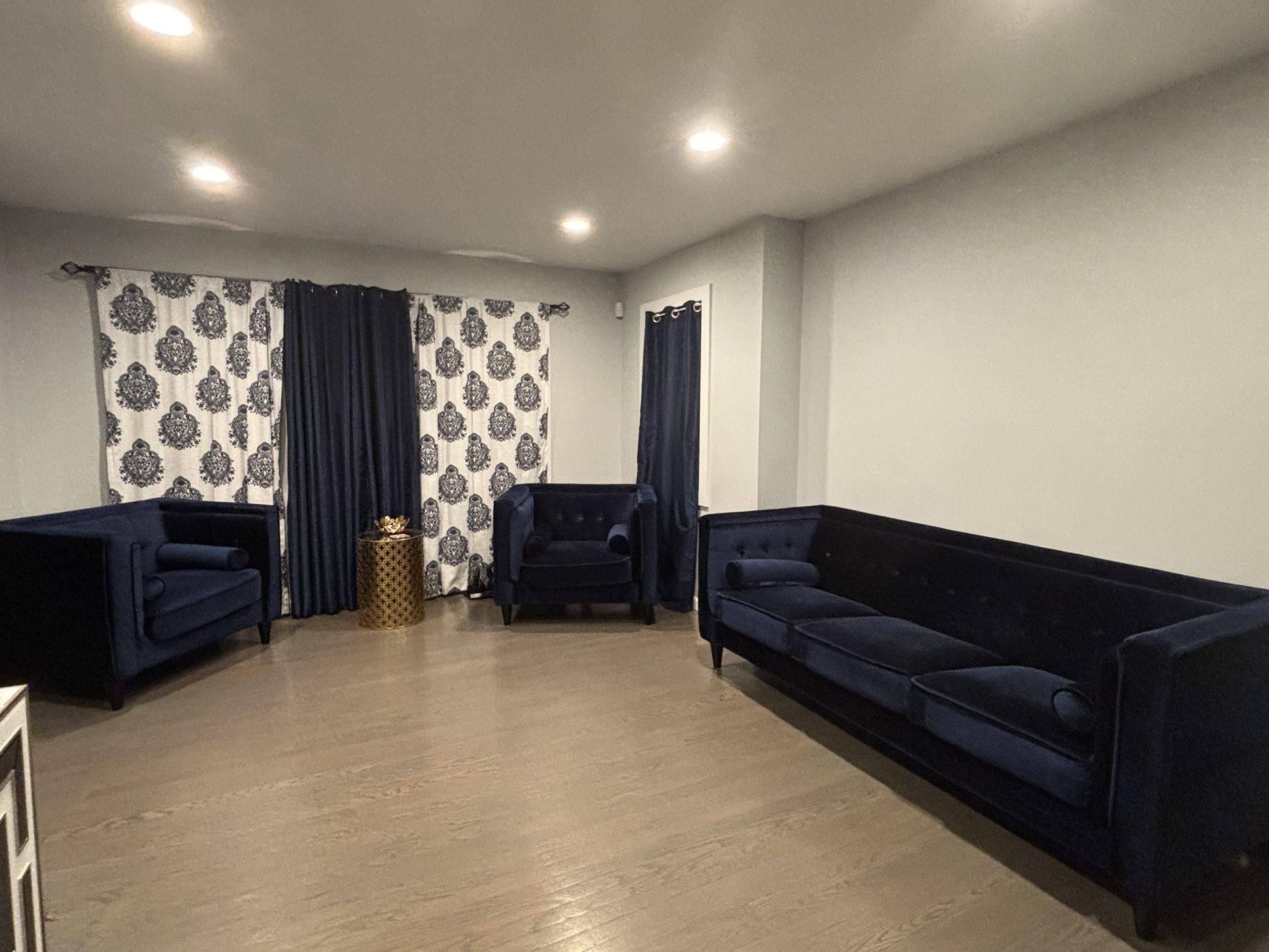 Sofa Set
