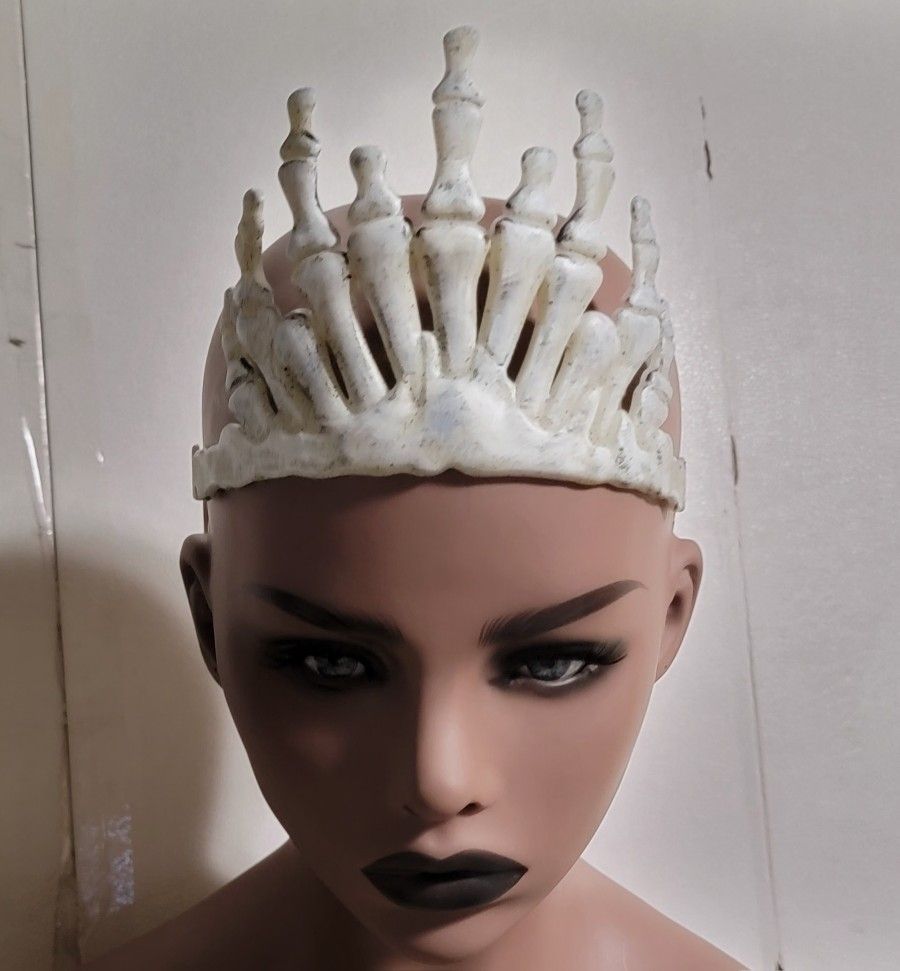 Skeleton Bone Crown
