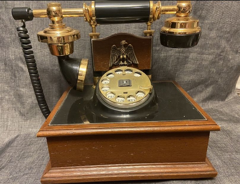 Telephone Retro Style