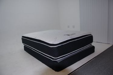 Double Sided Pillow Top Mattress and Boxspring