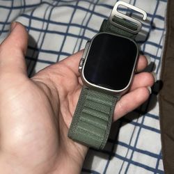 Apple Watch Ultra 1