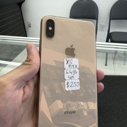 iPhone XS Max FACTORY UNLOCKED 