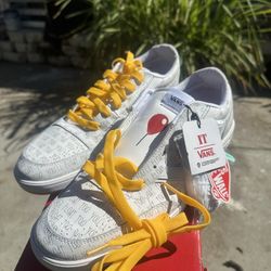 Vans X House Of Horror it Pennywise Size 13 