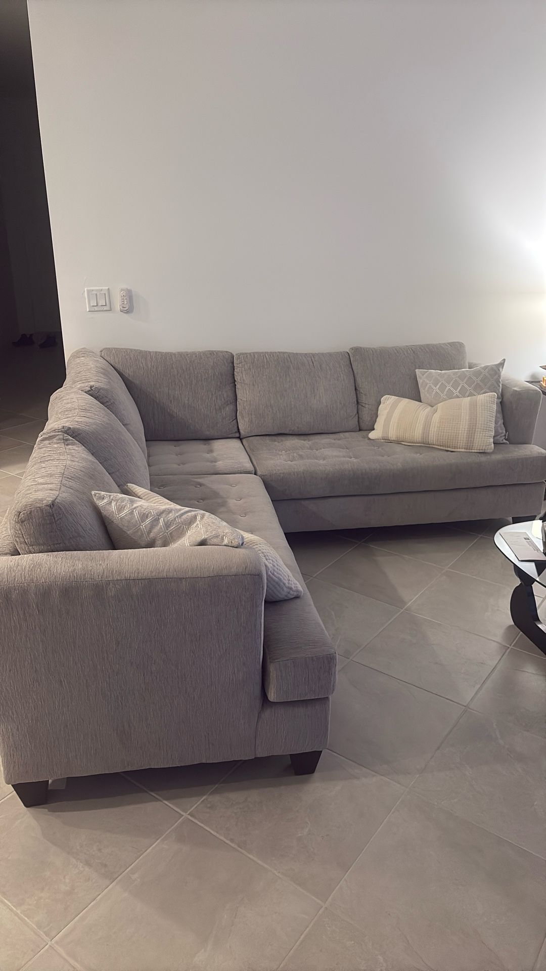 Grey Tufted L-Shaped Sectional Sofa