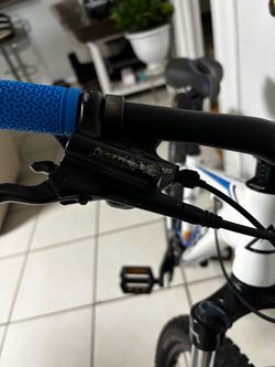 Fuji Mountain Bike Frame 27.5 small firm $125