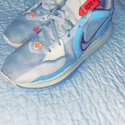 Nike kyrie Low 5’s Football Grey