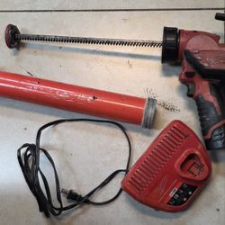 Milwaukee 2441-20 M12 20 Oz Caulk Adheive gun