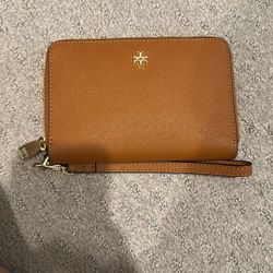 Tory Burch Wristlet