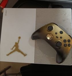 Xbox One S Console with Gold Controller