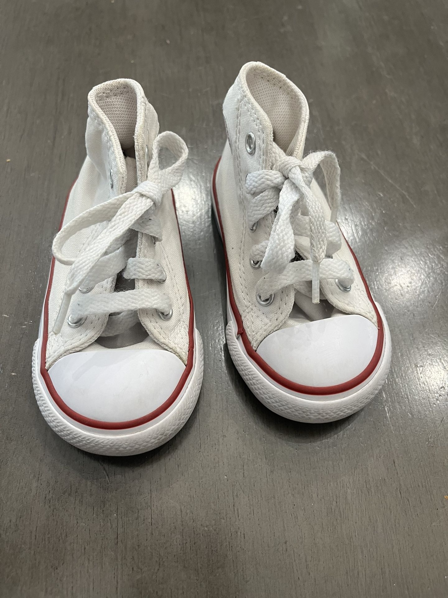 Converse Toddler Size 5
