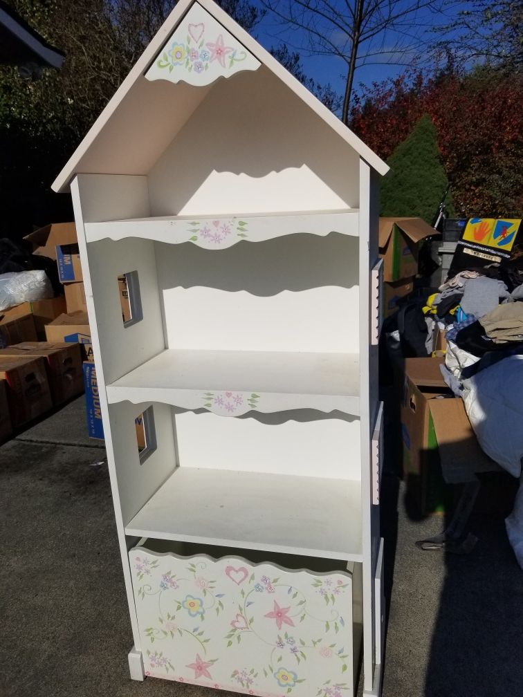 White bookcase