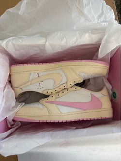Travis shy pink size 15
