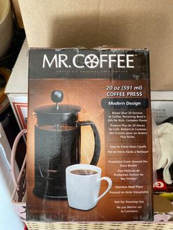 Me Coffee press new in box