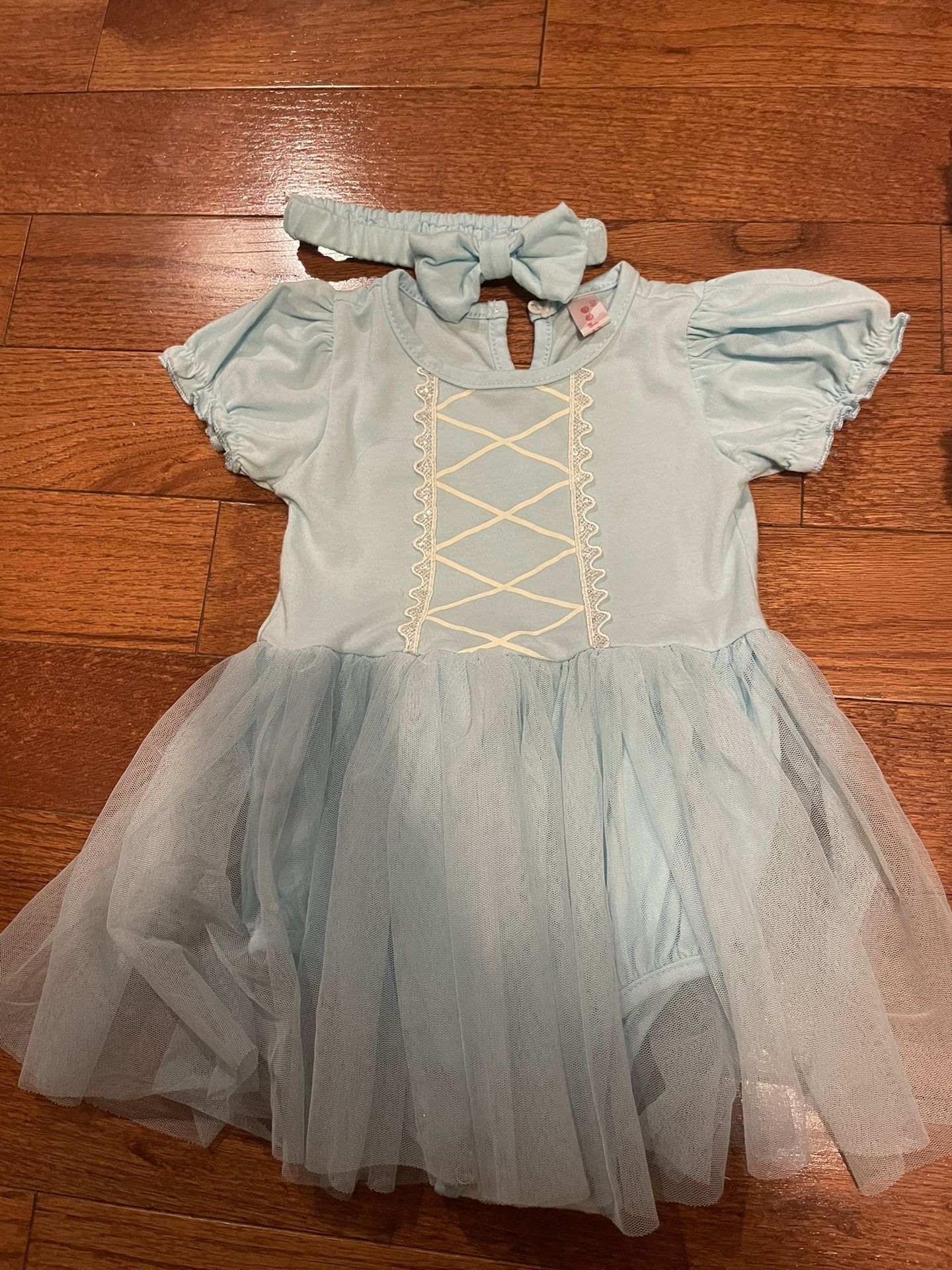 Cinderella style baby girl dress with matching bow/light blue/12-18 months