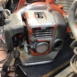 Gas Leaf Blower , Husqvarna Model # 150bt, 