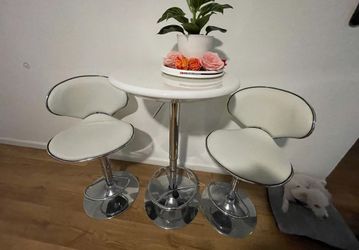 Table / Mesa