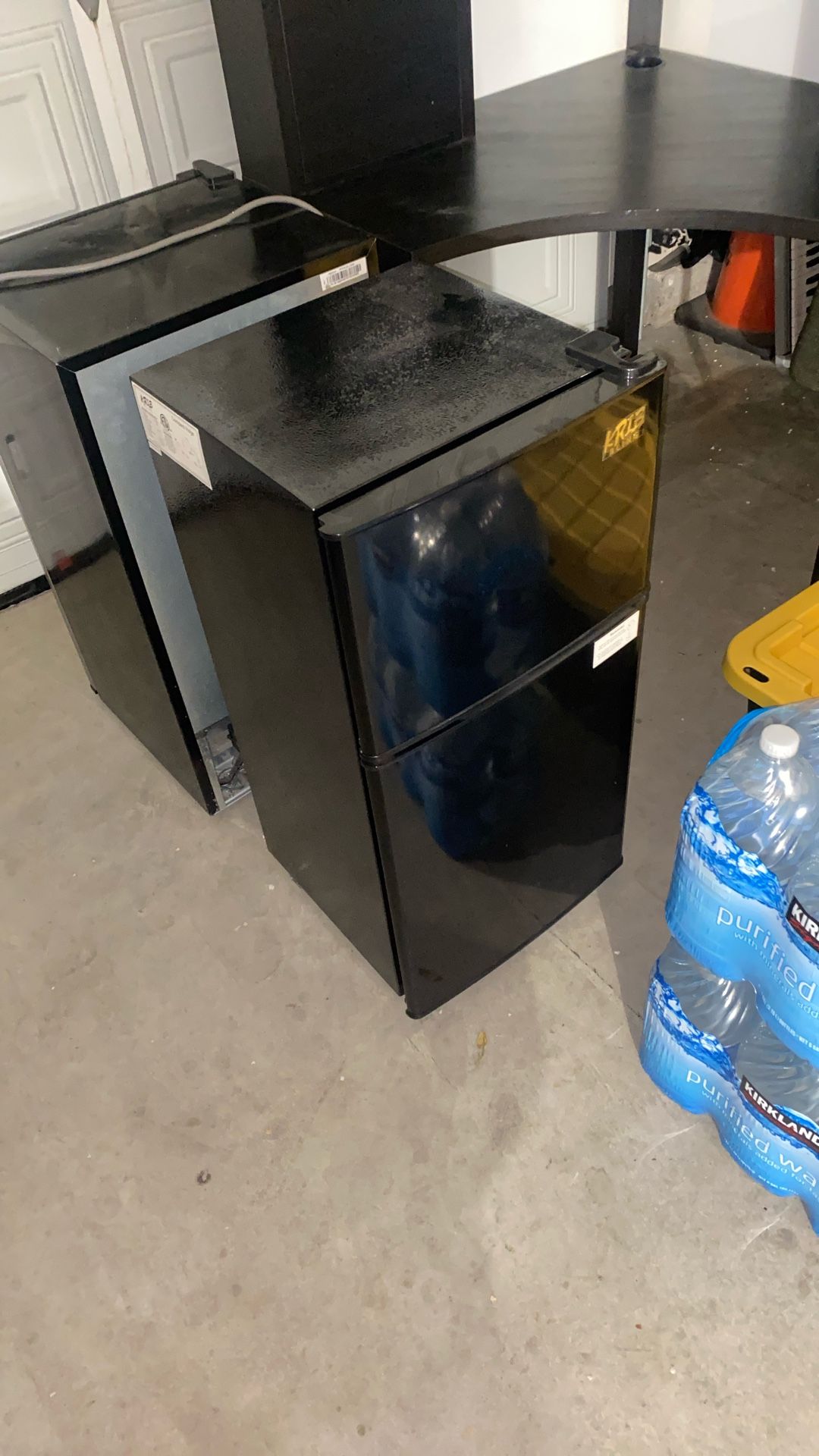 Mini Fridge (Read Description)