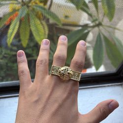 2 finger ring READ DESCRIPTION!!!