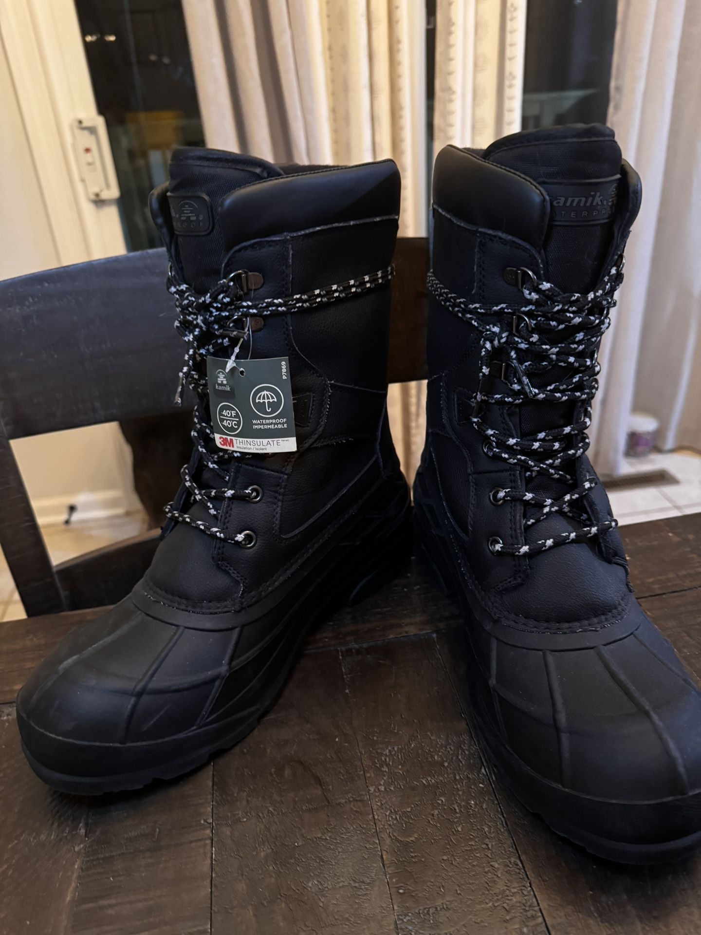 NEW Men’s Kamik snow Boot