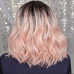 Short pink synthetic wig