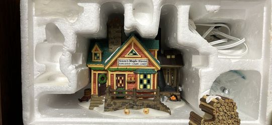 Department 56 Steen's Maple House Christmas Village Collectible