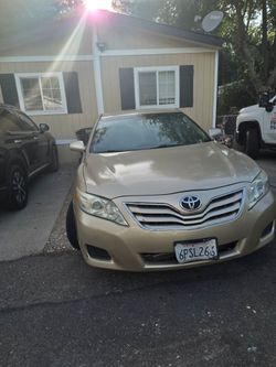 2011 toyota camry