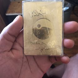 Pokémon Charizard Gold  Card