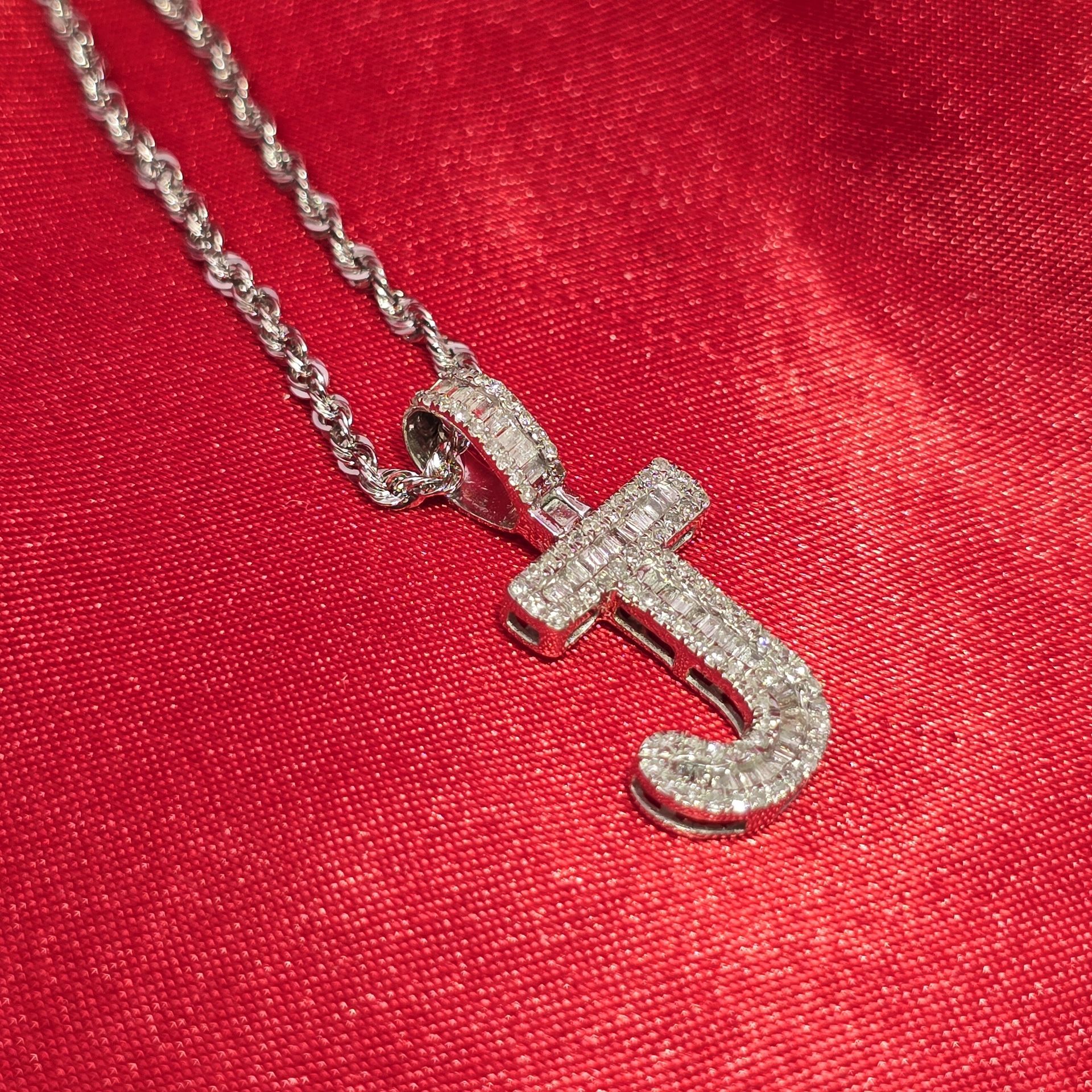 10k White Gold Diamond Rope Chain & J Initial 3/8 ctw