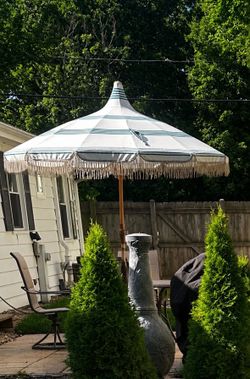 Hampton Bay patio umbrella