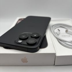 Black titanium iPhone 15 pro max 256gb unlocked for any carrier battery health 89% iPhone is an excellent condition and everything works perfectly +++