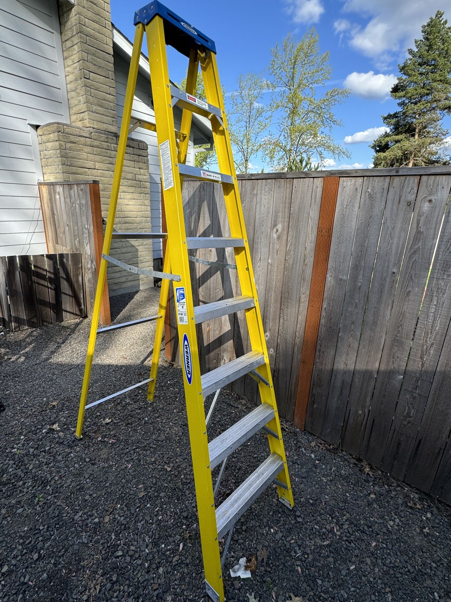 Fiber Glass 8’ Ladder