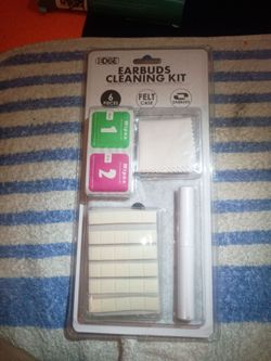 Brand 🆕 Edge 6-Piece Earbuds Cleaning Kit