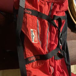 Vintage  90 Unlimited Gear Rolling Duffle