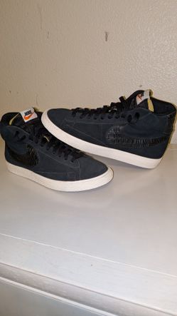 Nike SB Blazer Mid Black Sail Croc Gum Size Men's 9