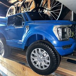 Ford F150 Batter Powered Truck (6 Or 12v ) 