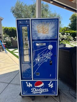 60s Coke machine dodger theme