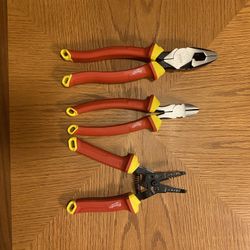 Milwaukee 3 Piece Insulated Pliers Set