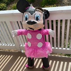 Minnie Mouse piñata