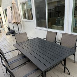 Modern Outdoor Table And 6 Chairs