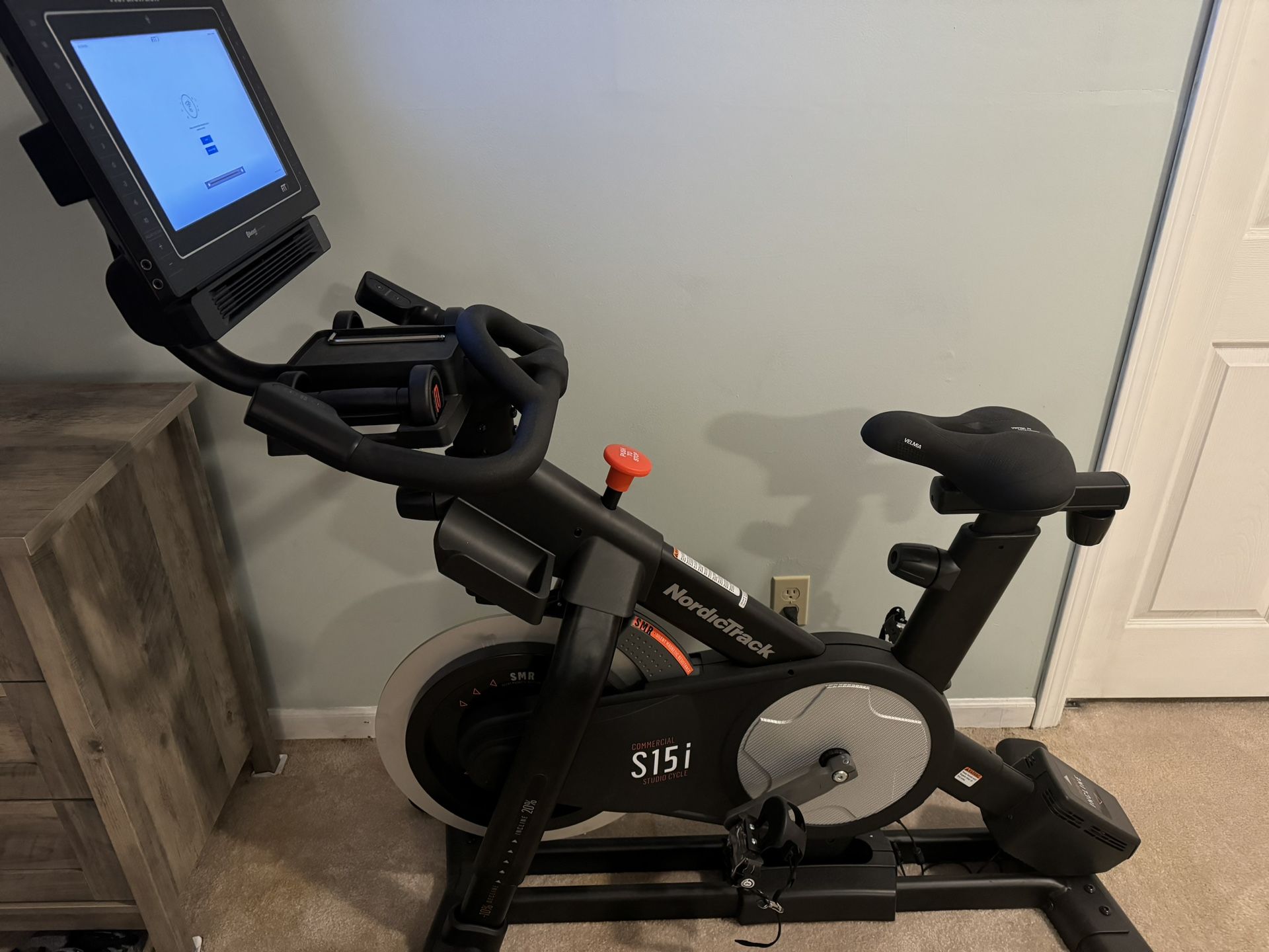 NordicTrack Commercial S15i Studio Cycle
