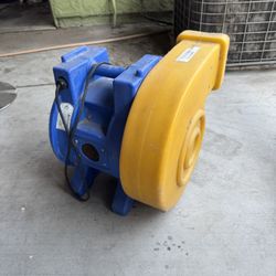 Bounce House Machine 