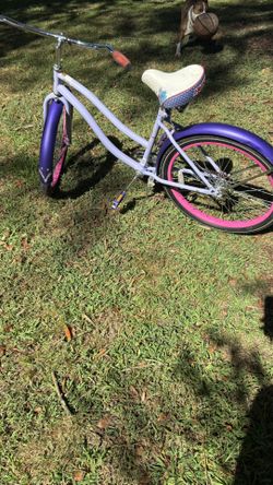 Girl 26 Inch Huffy bike
