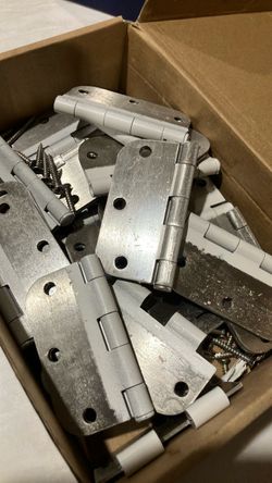 Door hinges