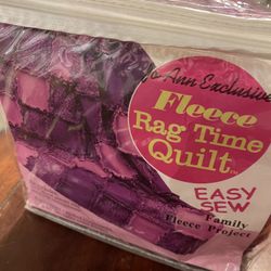 Easy Sew Fleece Quilt NEW