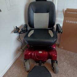 Motorized Chair Brand New 
