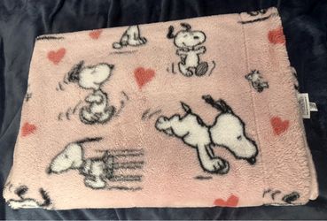 🩷 Large Pink Snoopy Blanket with Hearts – Berkshire 🩷