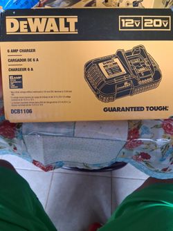 New  dewalt 6ah charger