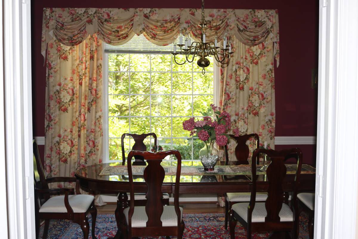 Curtains ( custom made, total of 5 pieces )